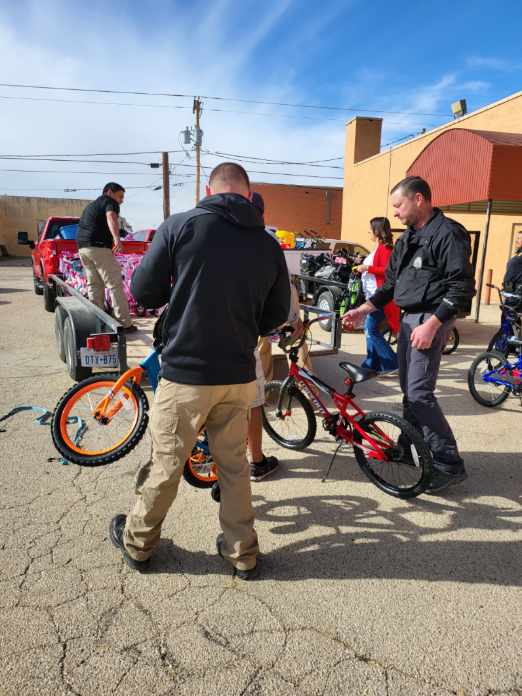 Cops and Kids Christmas 12