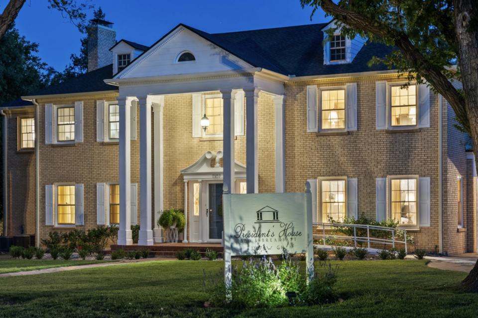 President Bed &  Breakfast