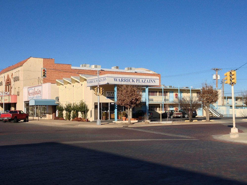 warrick-plaza-inn
